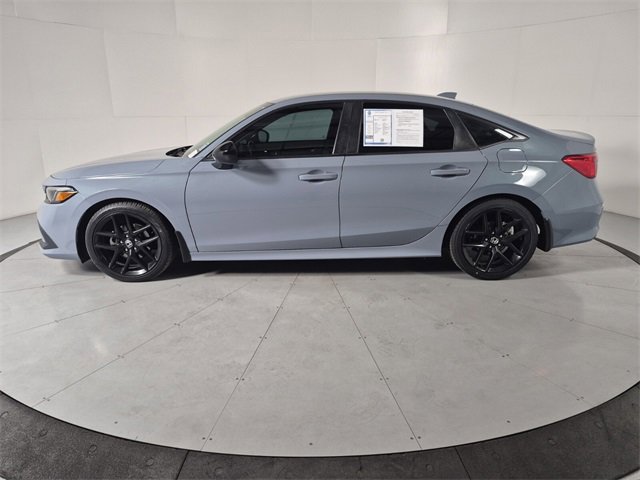 Used 2022 Honda Civic Sport image 2