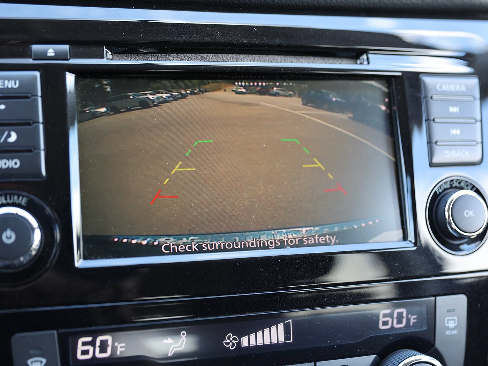 Used 2018 Nissan Rogue SV AWD/4WD image 27