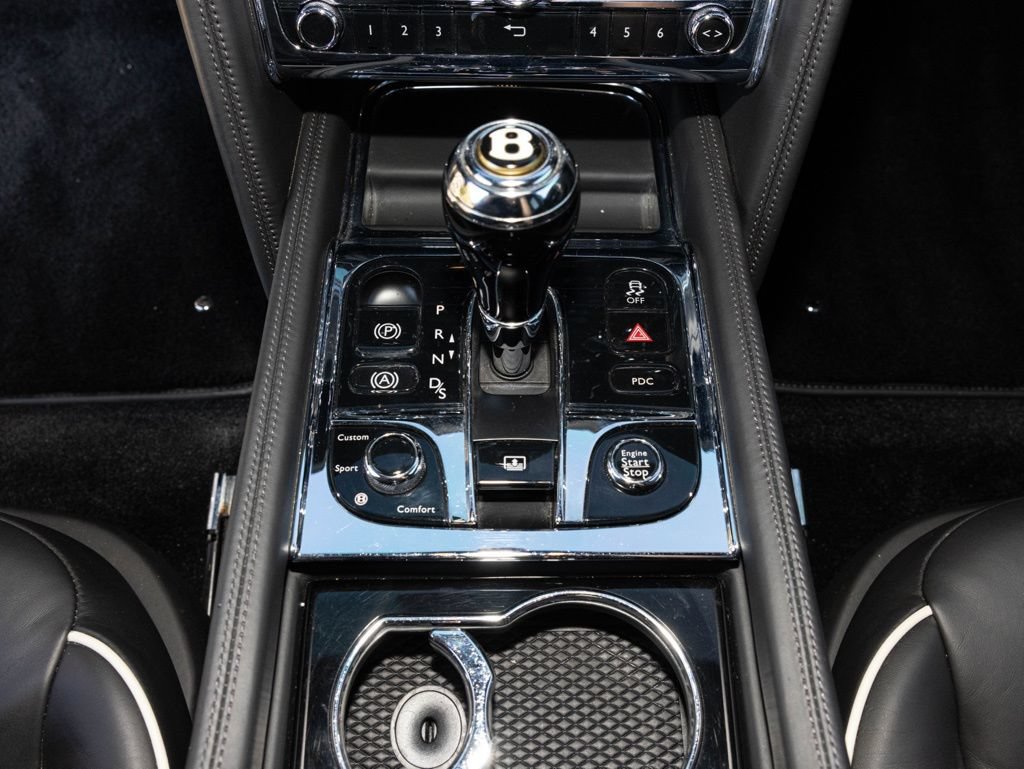 Used 2020 Bentley Mulsanne RWD image 41