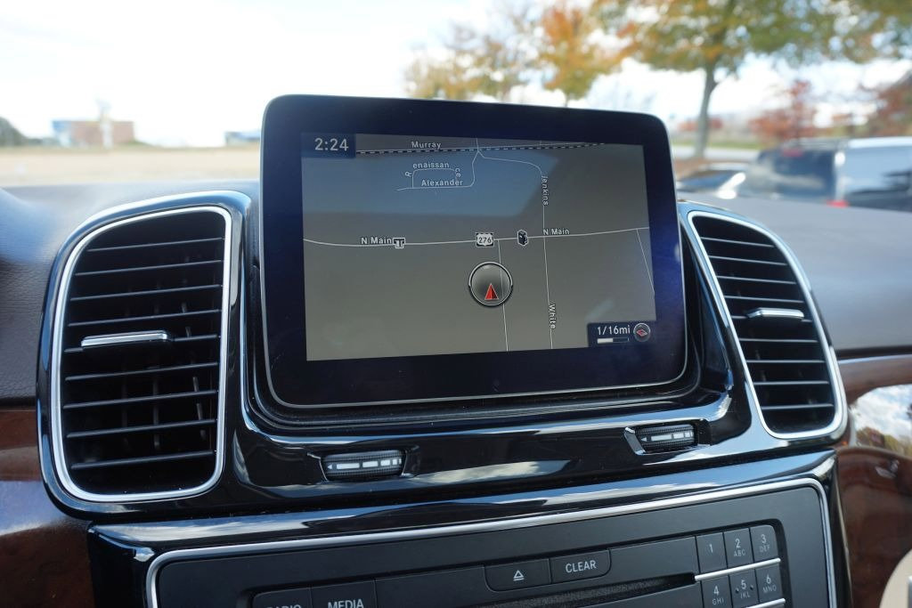 Used 2017 Mercedes-Benz GLE 350 image 44
