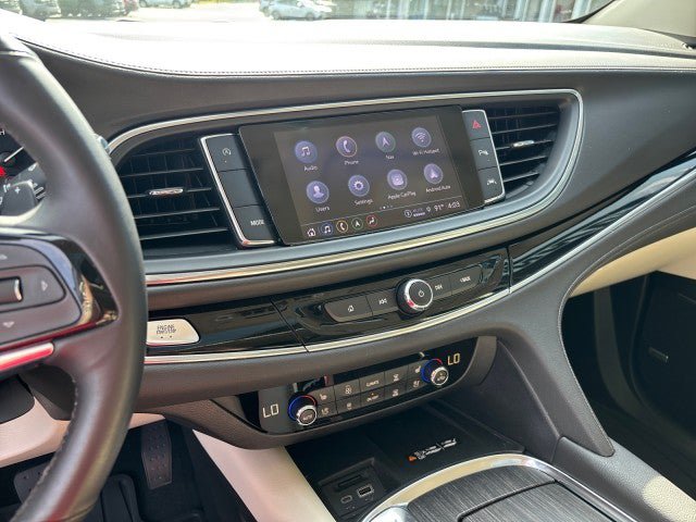 Used 2022 Buick Enclave Avenir w/ Trailering Package, 5000 lbs. FWD image 21