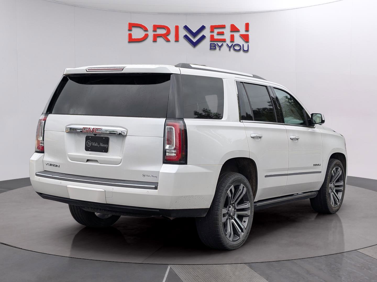 Used 2019 GMC Yukon Denali w/ Denali Ultimate Package AWD/4WD image 5