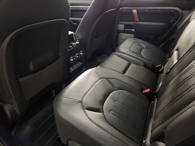 Used 2024 Land Rover Defender 130 X AWD/4WD image 30