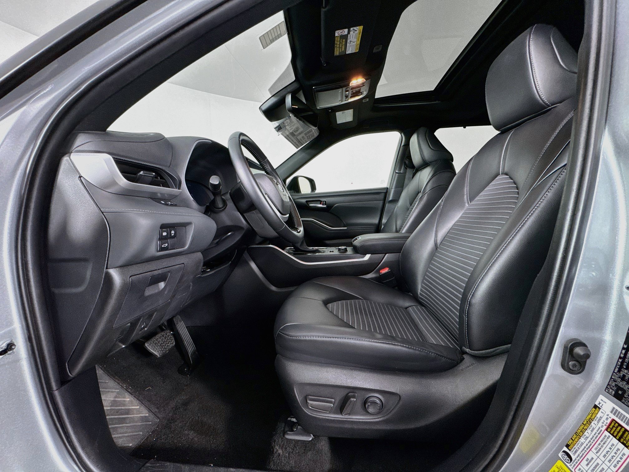 Certified 2025 Toyota Highlander XSE AWD/4WD image 20