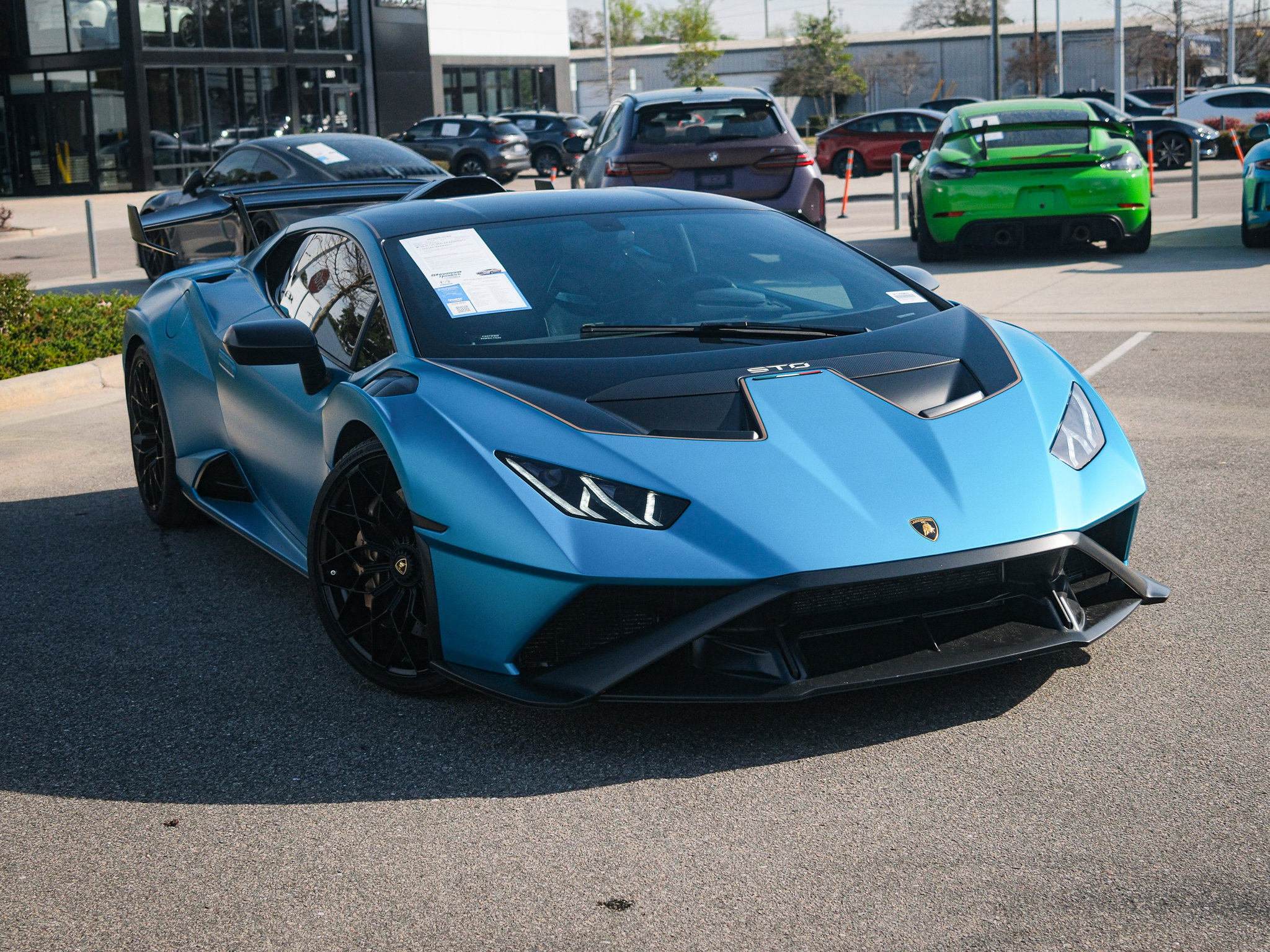 Used 2022 Lamborghini Huracan STO image 3