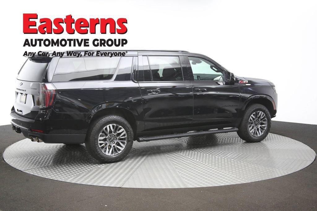 Used 2025 Chevrolet Suburban Z71 AWD/4WD image 47