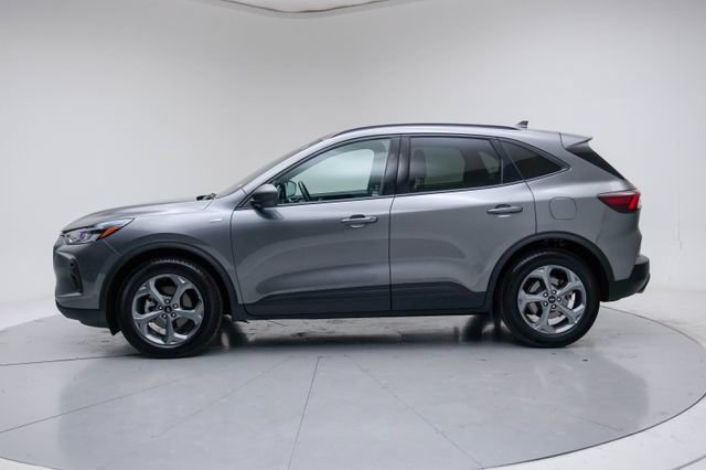 Used 2025 Ford Escape ST-Line FWD image 3