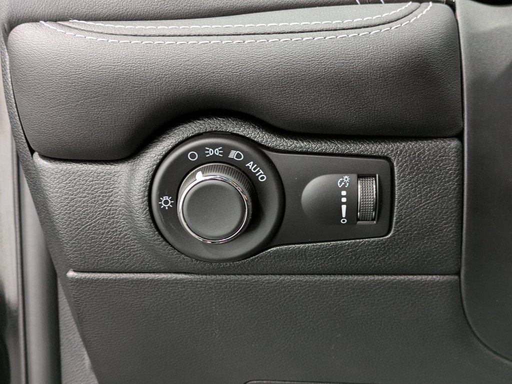 Used 2024 Dodge Durango SRT image 19