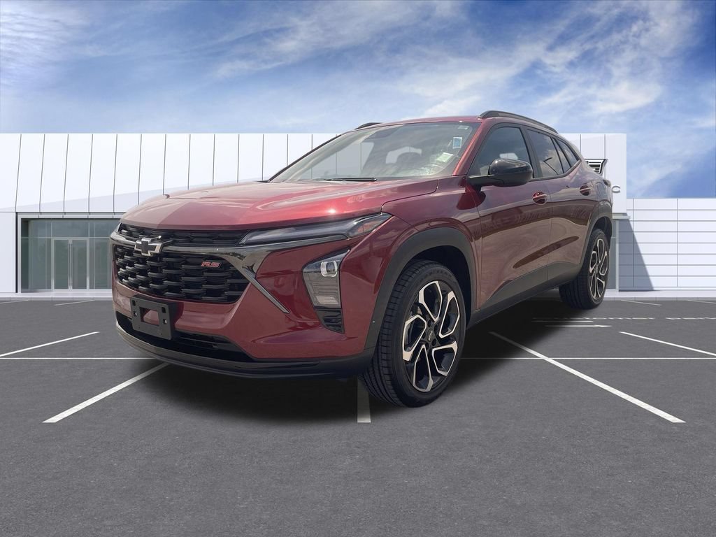 Used 2024 Chevrolet Trax RS w/ Sunroof Package FWD image 4