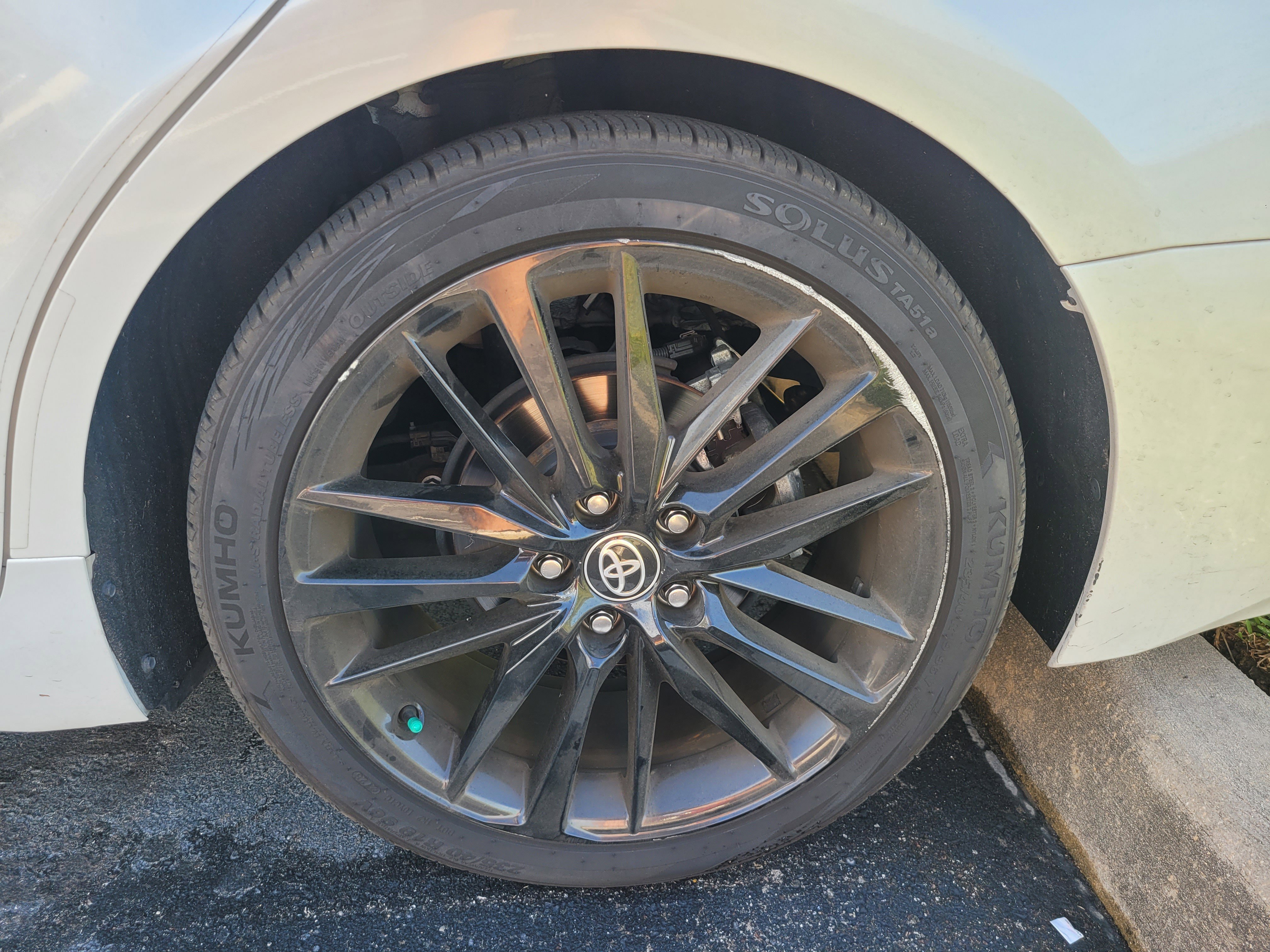 Used 2023 Toyota Camry XSE FWD image 8