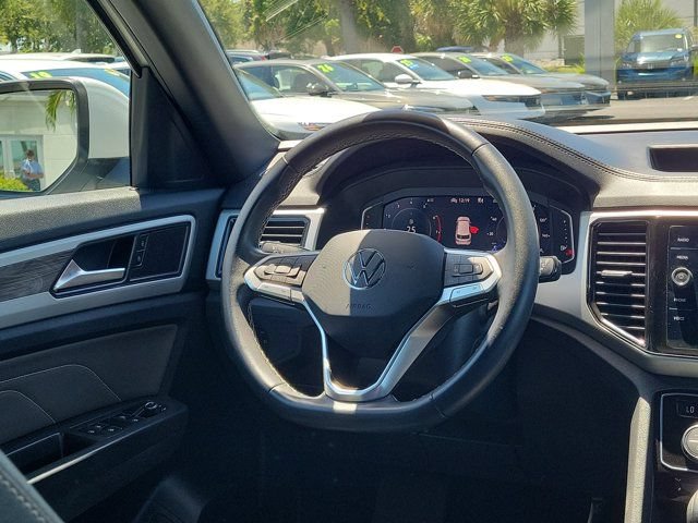 Certified 2023 Volkswagen Atlas Cross Sport SE AWD/4WD image 3