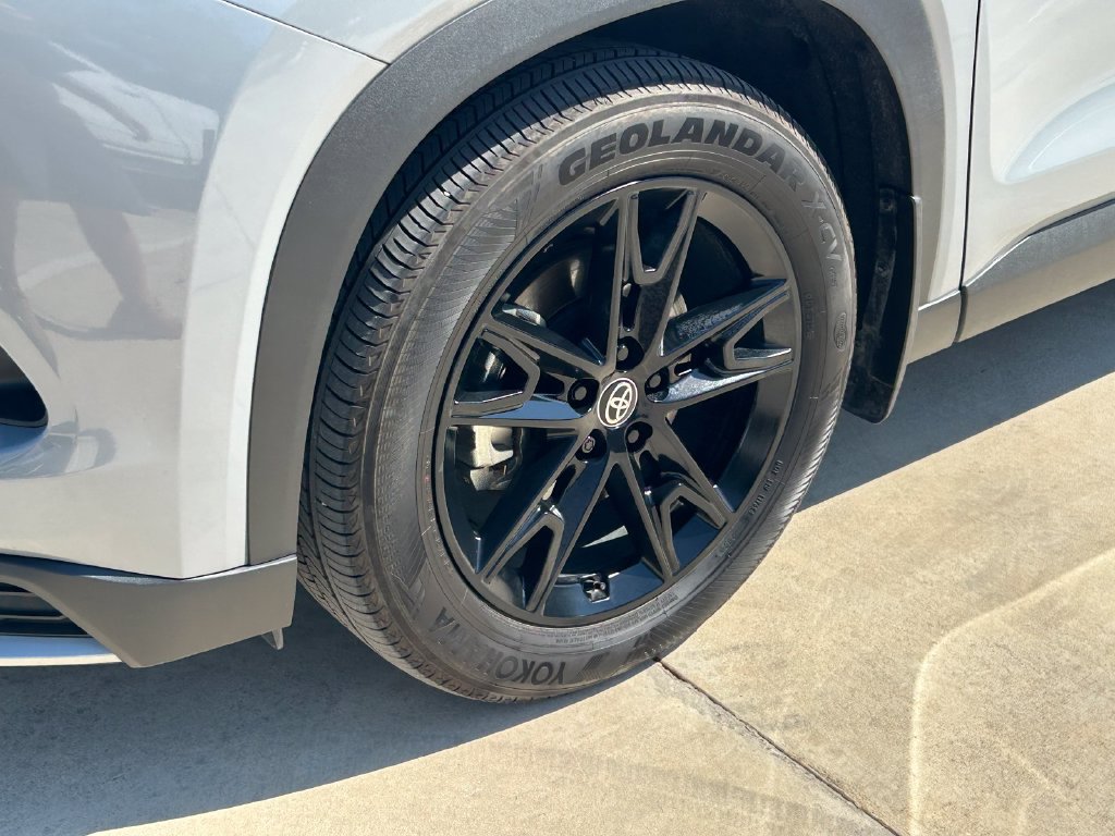 Used 2026 Toyota Grand Highlander AWD Hybrid image 9