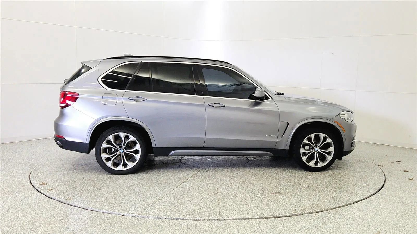 Used 2016 BMW X5 xDrive50i AWD/4WD image 8