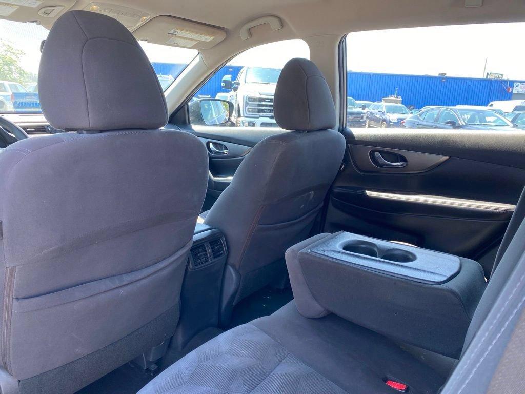 Used 2016 Nissan Rogue S AWD/4WD image 14
