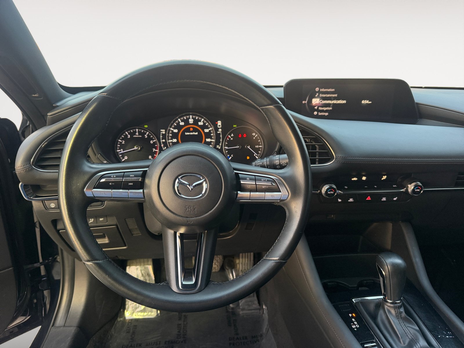 Used 2019 MAZDA MAZDA3 Hatchback w/ Preferred Package FWD image 12