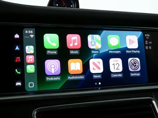 Certified 2023 Porsche Panamera Platinum Edition image 17