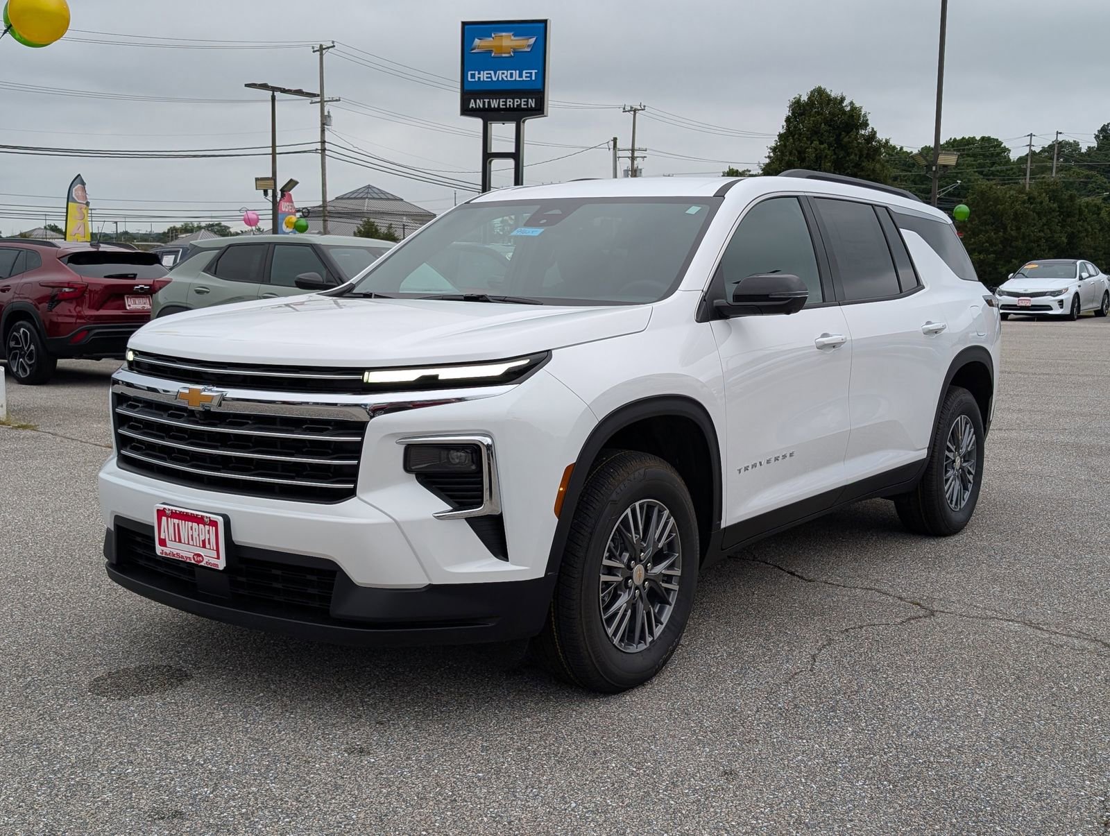 New 2026 Chevrolet Traverse LT w/ Driver Confidence Package image 5