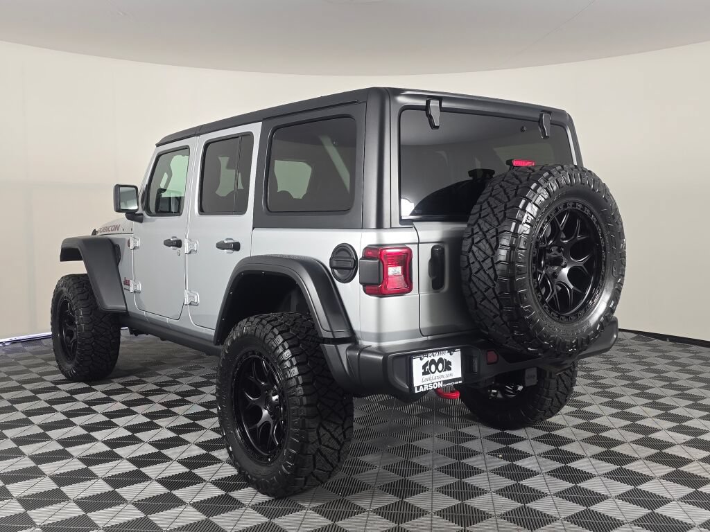 Used 2024 Jeep Wrangler Unlimited Rubicon AWD/4WD image 5