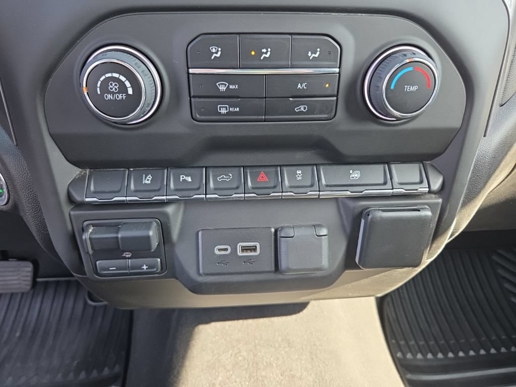 Used 2024 Chevrolet Silverado 2500 Custom w/ Custom Value Package AWD/4WD image 37