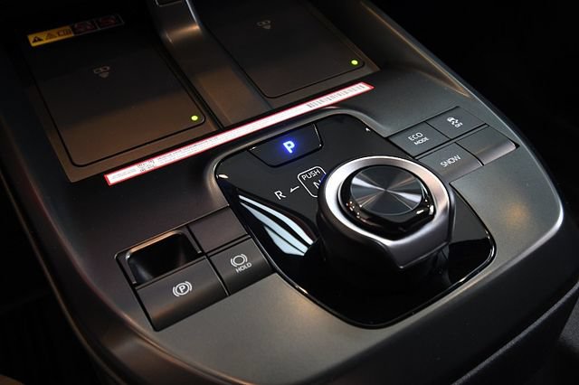 New 2026 Toyota C-HR AWD/4WD image 18