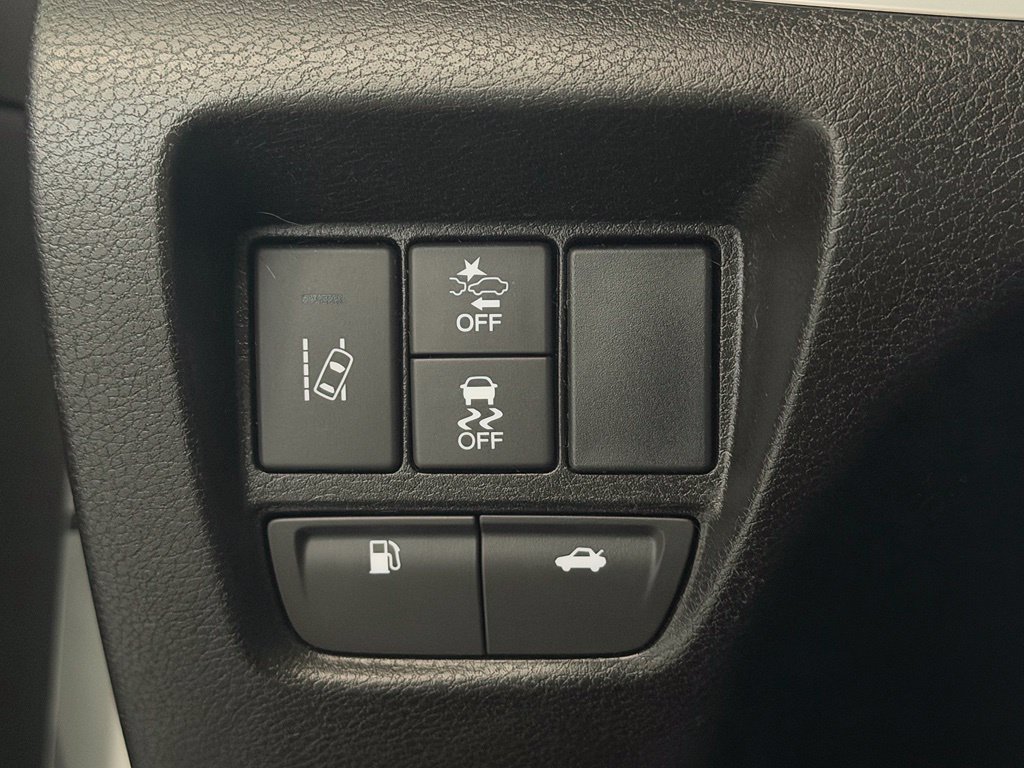 Used 2018 Acura TLX w/ Technology Package FWD image 13
