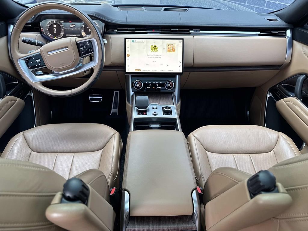 Certified 2023 Land Rover Range Rover Long Wheelbase SE AWD/4WD image 19