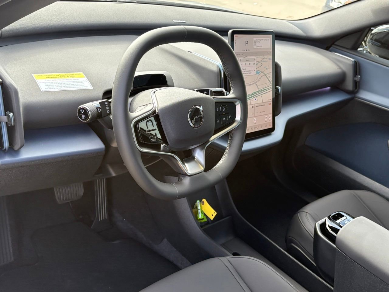 New 2026 Volvo EX30 Plus w/ Protection Package Premier image 12