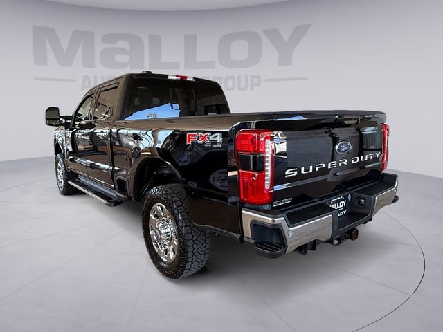 Used 2023 Ford F350 Lariat w/ Chrome Package image 3