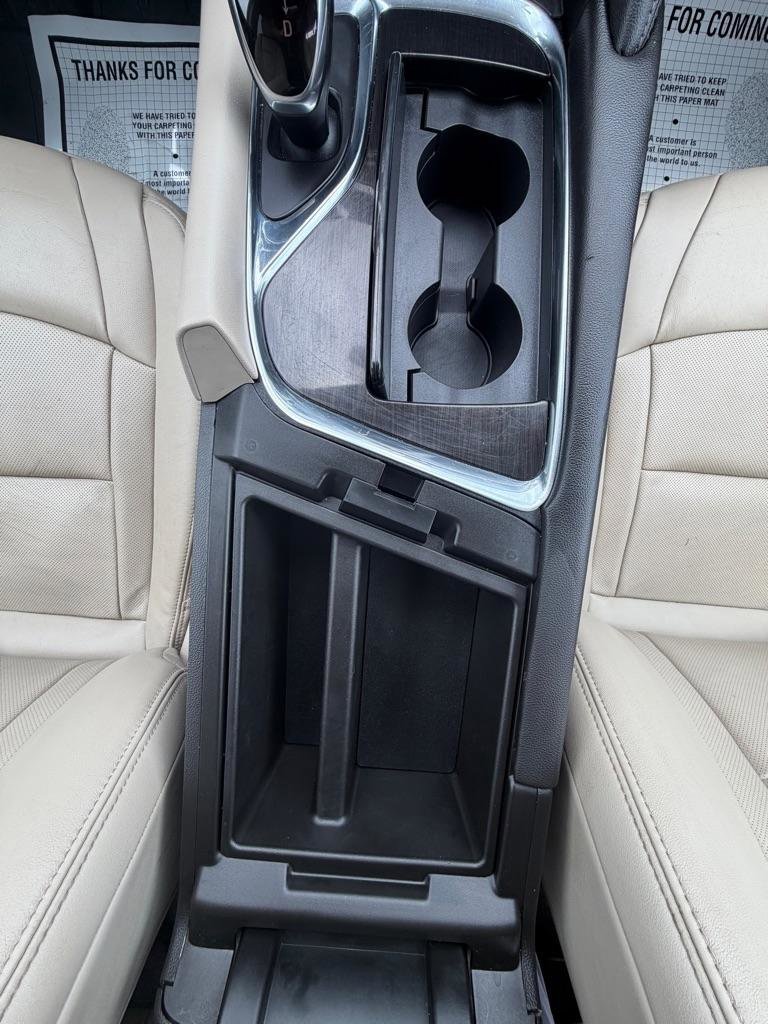 Used 2020 Buick Enclave Essence FWD image 24