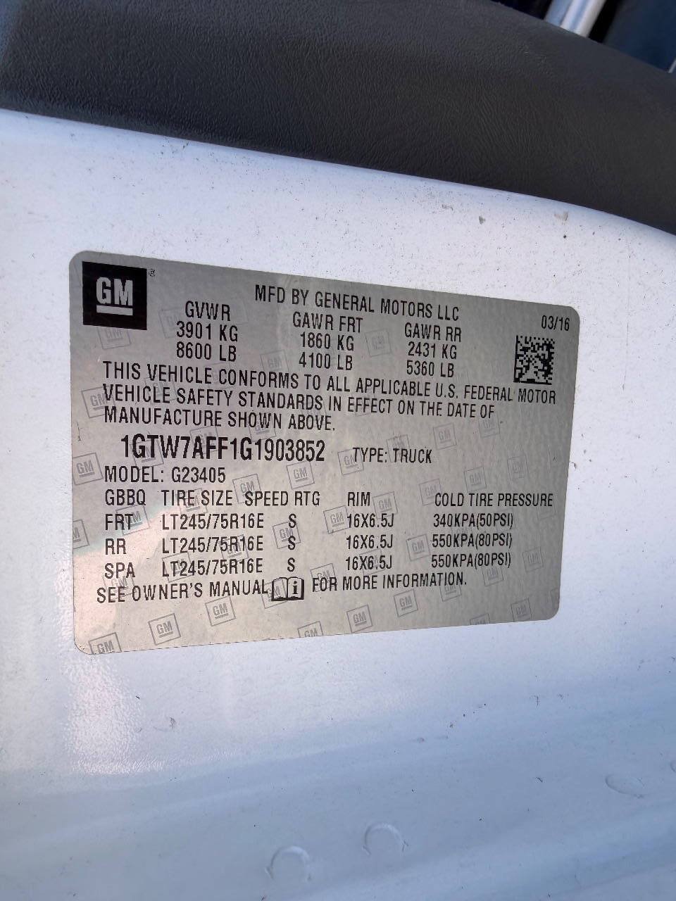Used 2016 GMC Savana 2500 RWD image 21