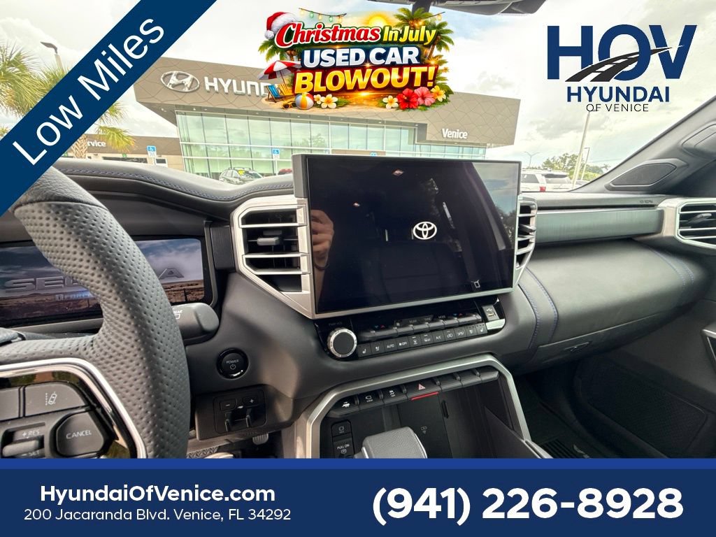 Used 2025 Toyota Sequoia Platinum AWD/4WD image 7