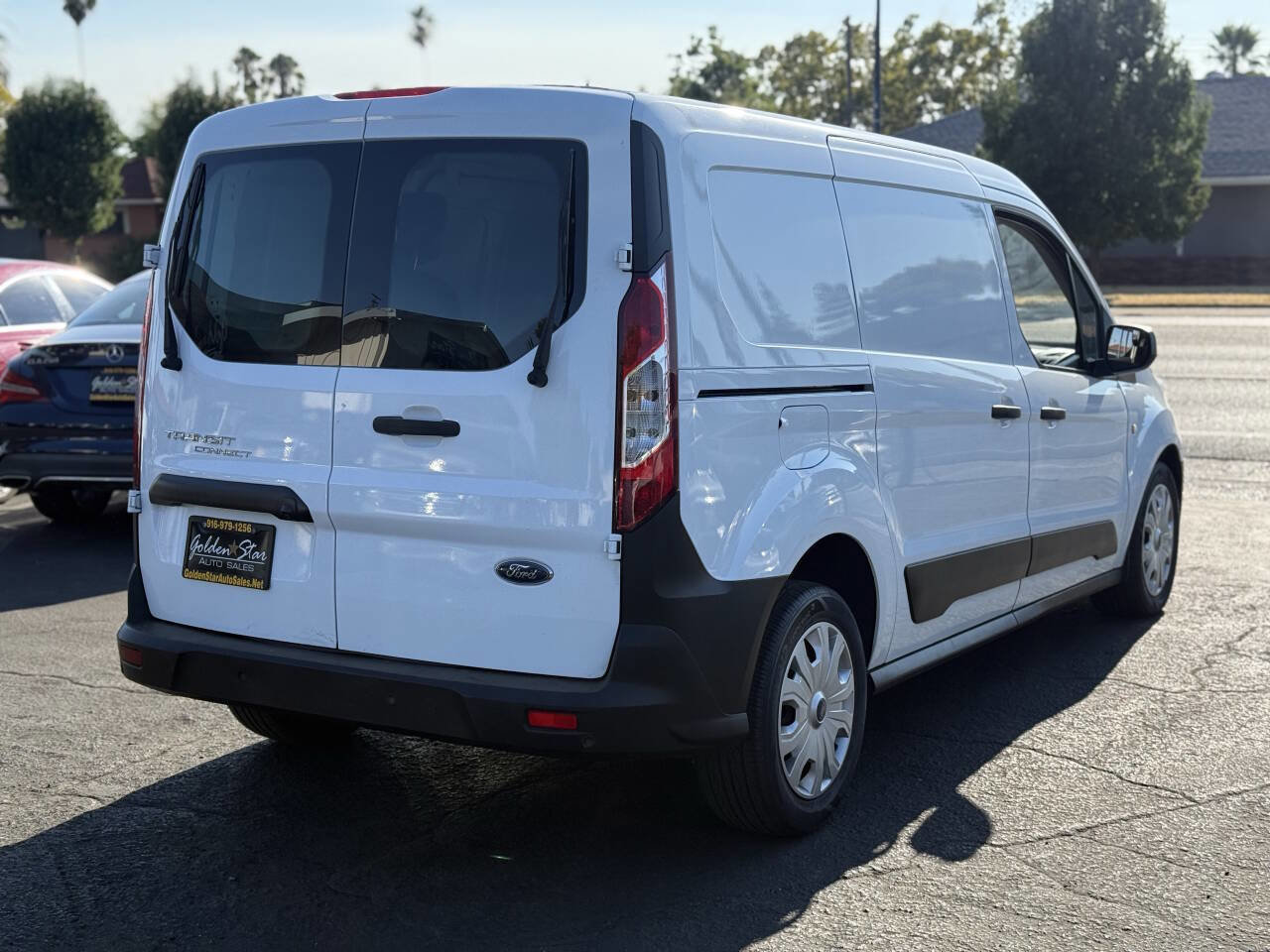 Used 2022 Ford Transit Connect XL image 3