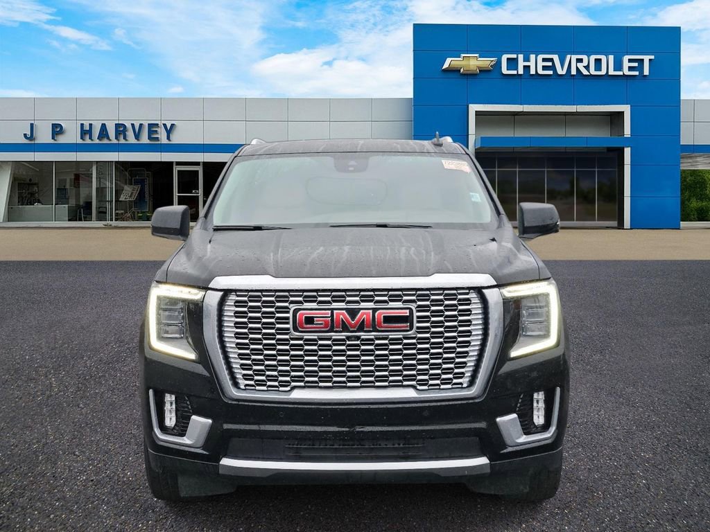 Used 2023 GMC Yukon Denali image 2
