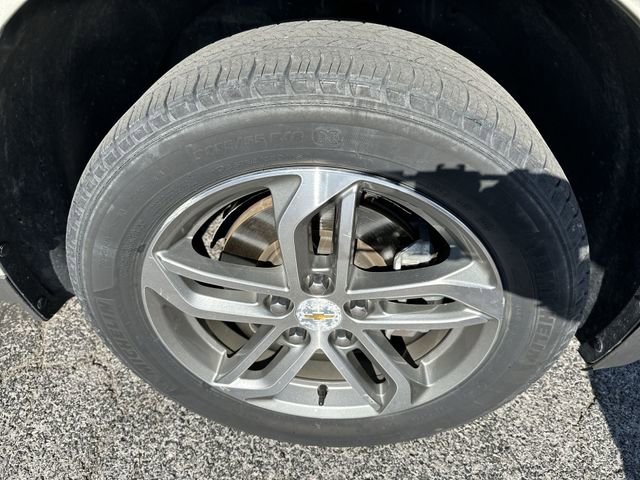 Used 2016 Chevrolet Equinox LTZ w/ Enhanced Convenience Package FWD image 20