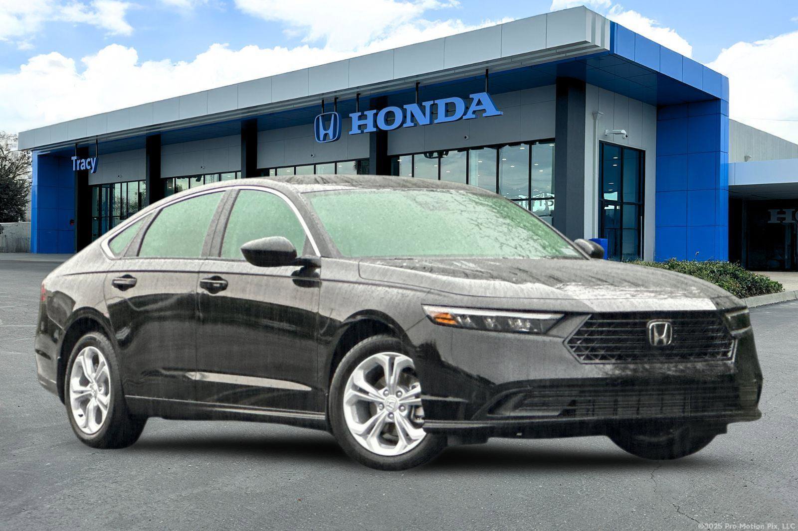 Certified 2025 Honda Accord LX image 2