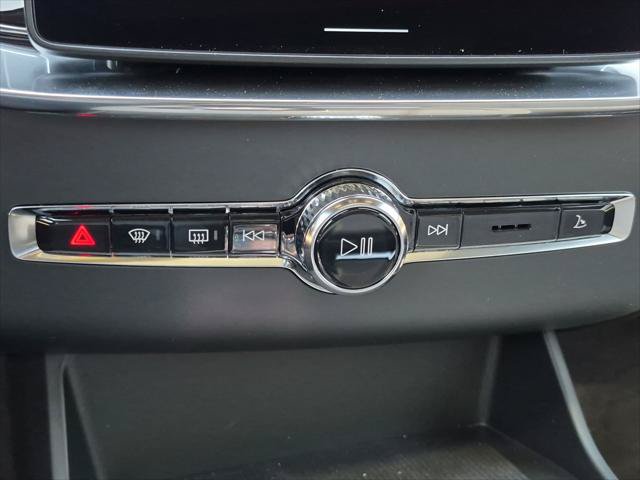 New 2027 Volvo XC90 B6 Plus AWD/4WD image 9
