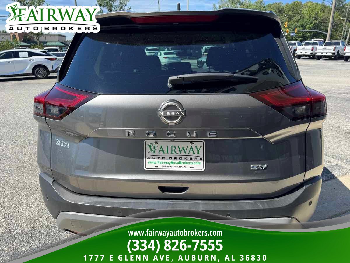 Used 2023 Nissan Rogue SV FWD image 7