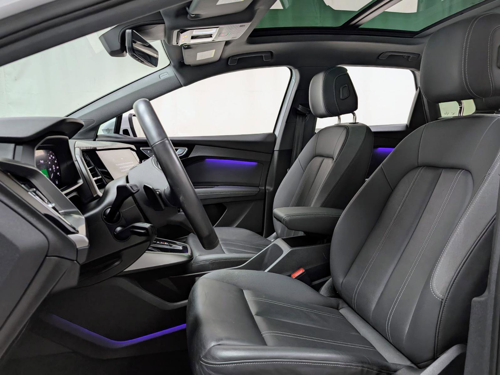 Used 2024 Audi Q4 e-tron Premium Plus image 16