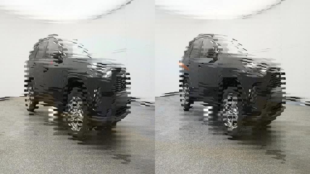 New 2025 Toyota RAV4 XLE image 29