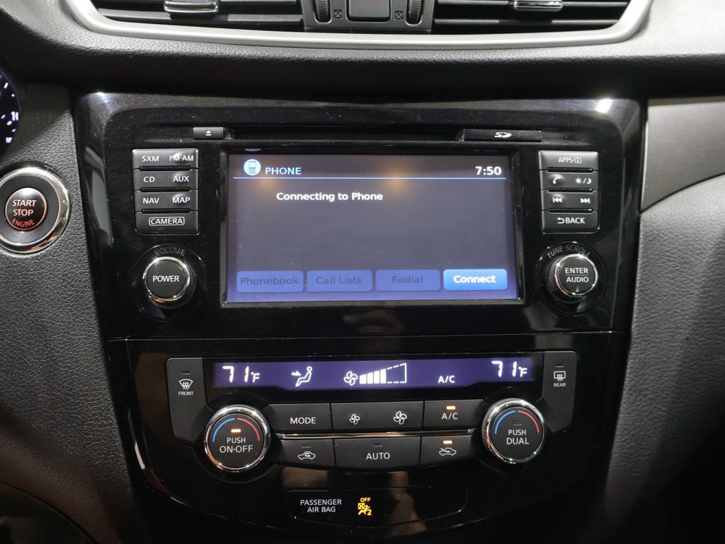 Used 2016 Nissan Rogue SV w/ SV Premium Package AWD/4WD image 28