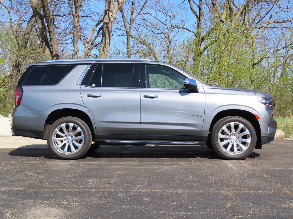 Used 2022 Chevrolet Tahoe Premier AWD/4WD image 2