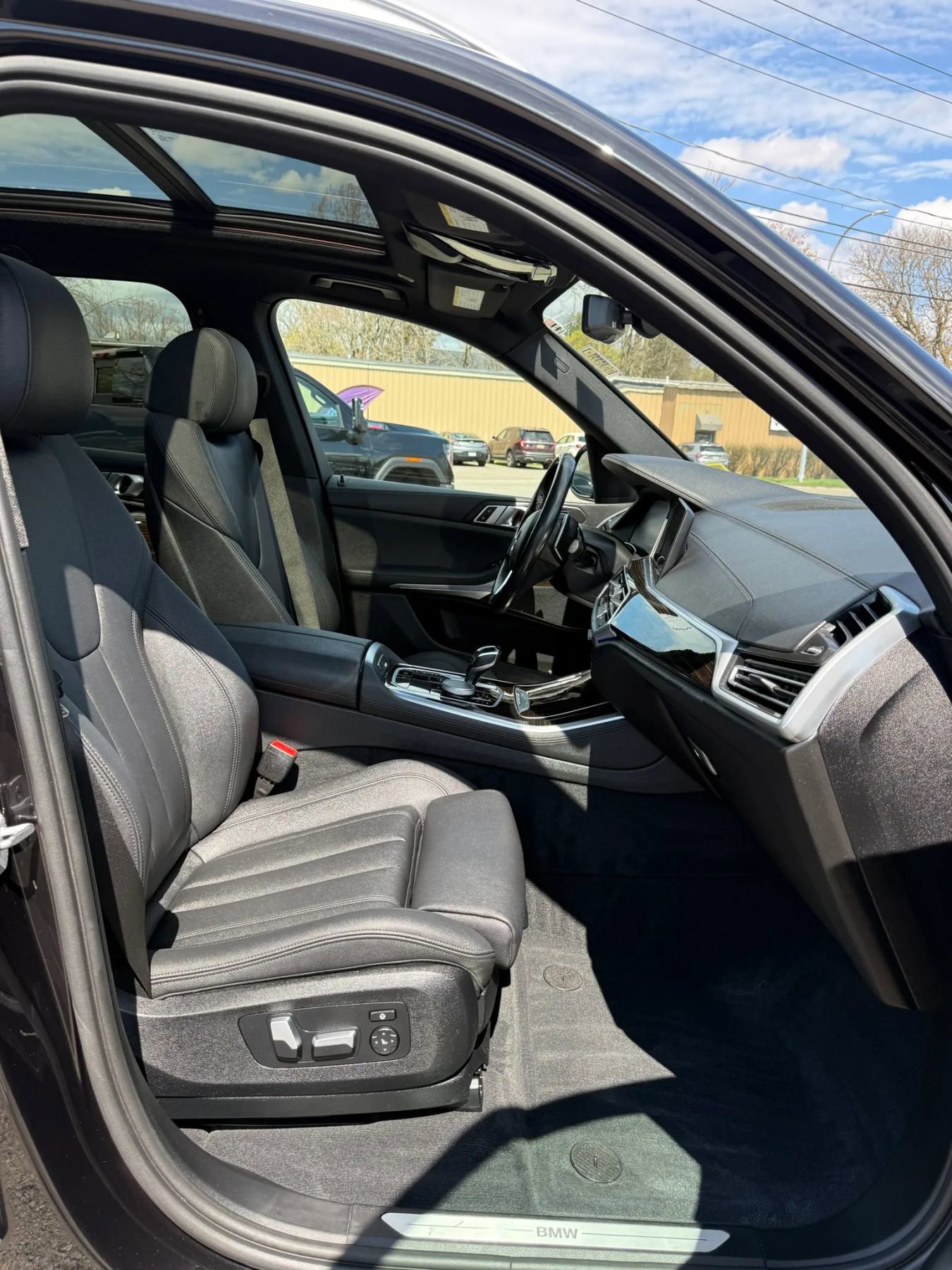Used 2020 BMW X5 xDrive40i w/ Convenience Package AWD/4WD image 20