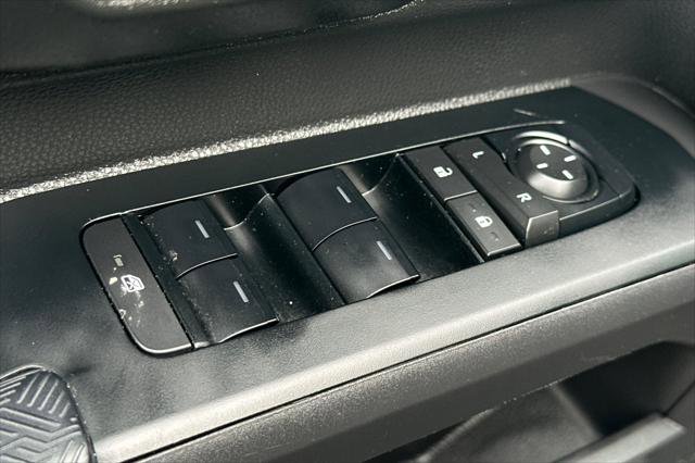 Certified 2025 Toyota Tacoma SR5 image 13