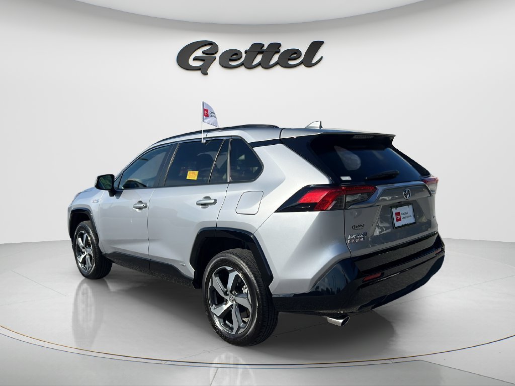 Used 2024 Toyota RAV4 SE AWD/4WD image 7