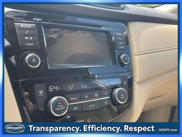 Used 2020 Nissan Rogue SV AWD/4WD image 28
