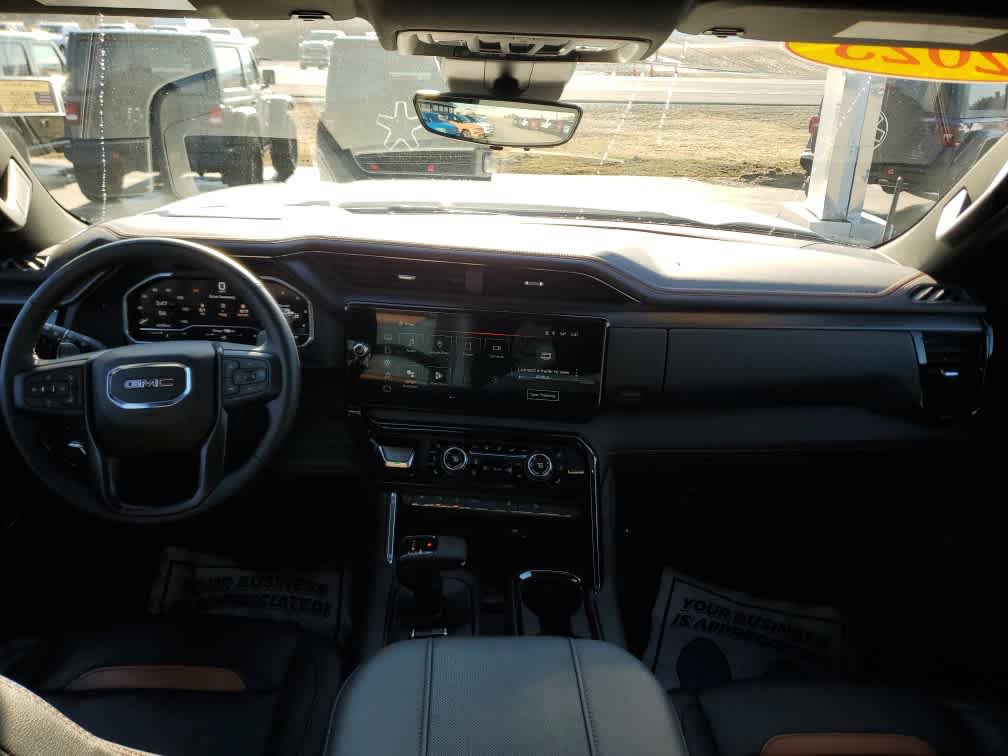 Used 2023 GMC Sierra 1500 AT4 w/ AT4 Premium Package image 17