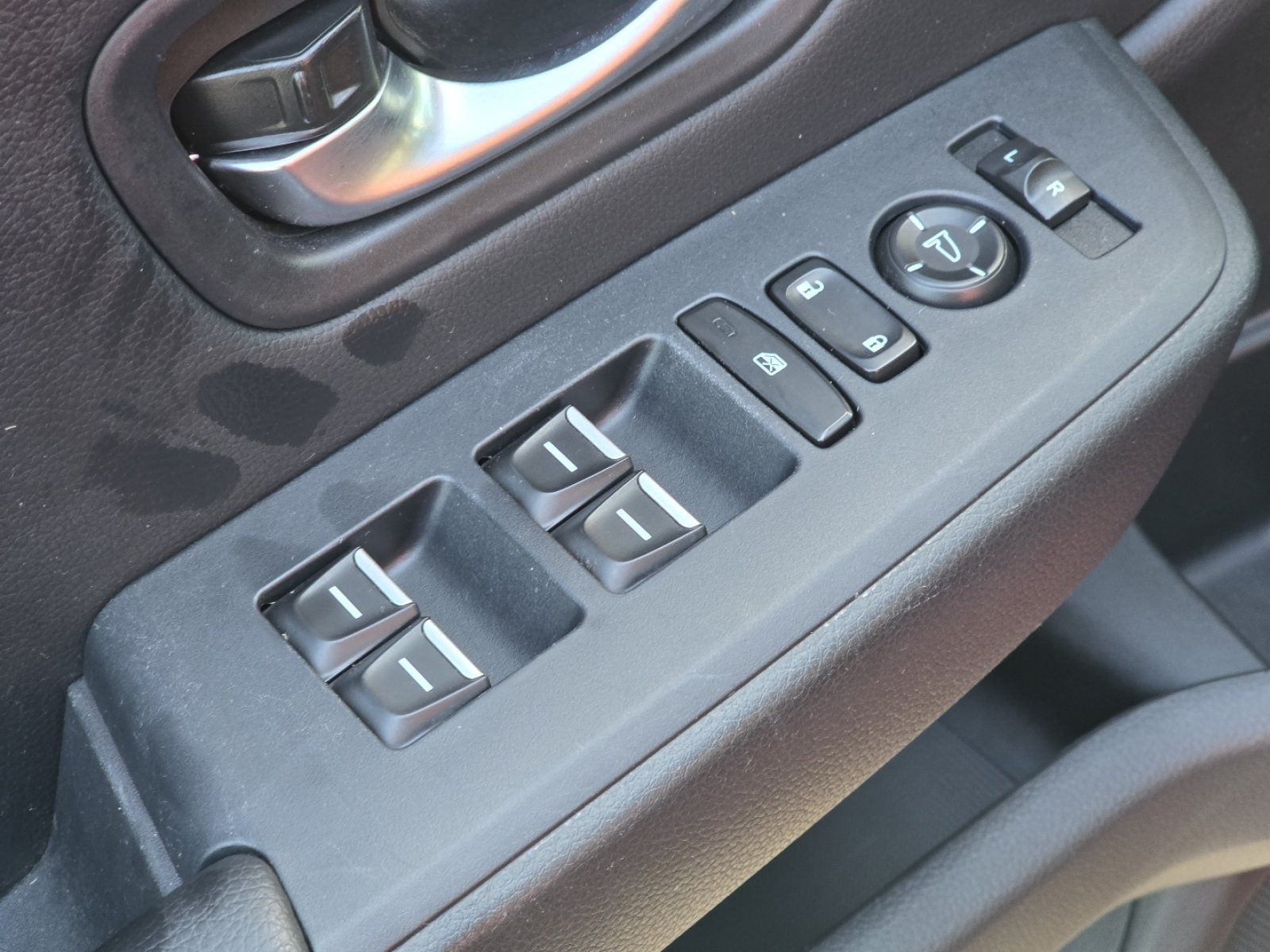 Certified 2023 Honda Pilot Touring image 29
