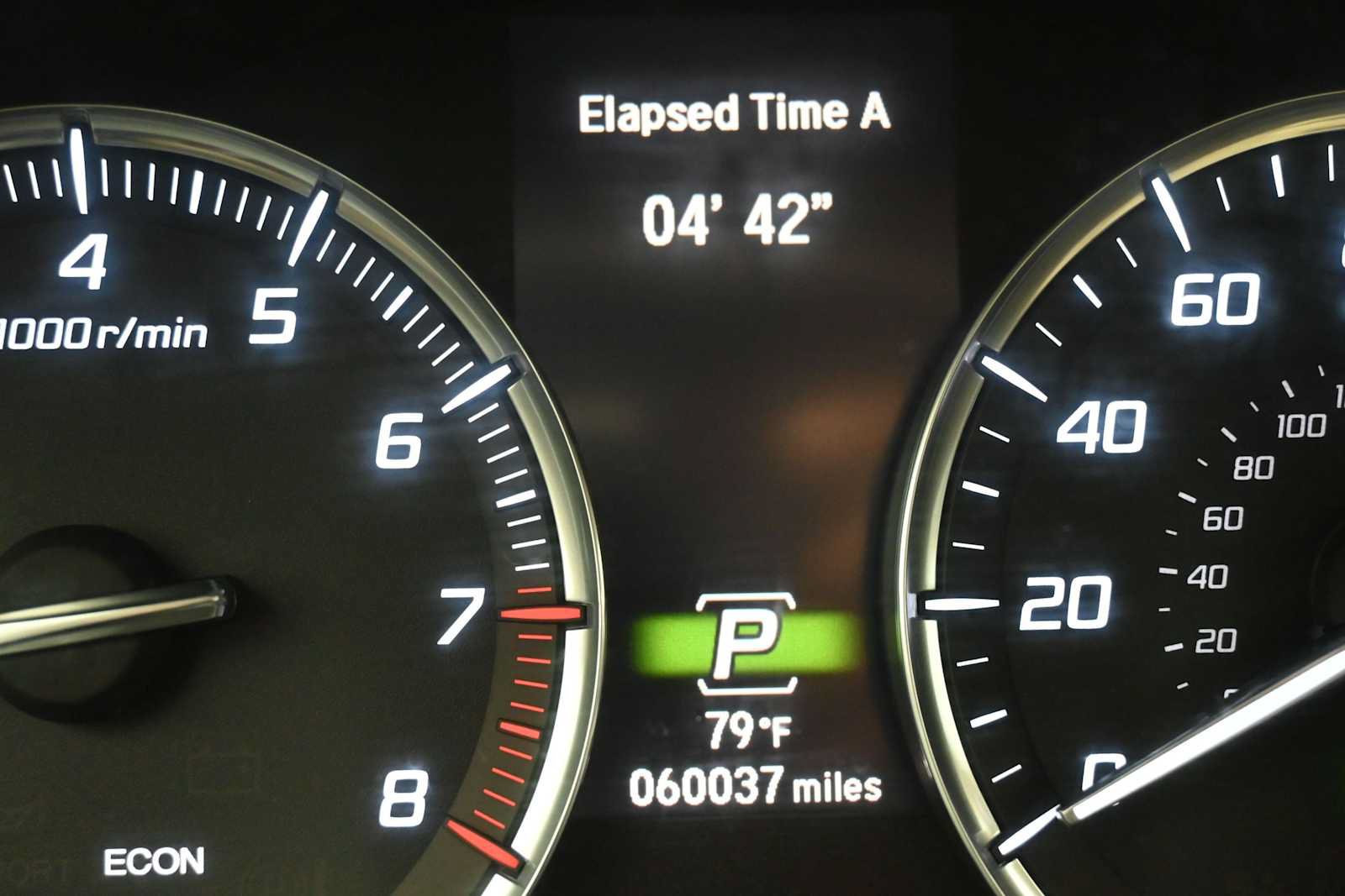 Used 2015 Acura TLX w/ Technology Package FWD image 16