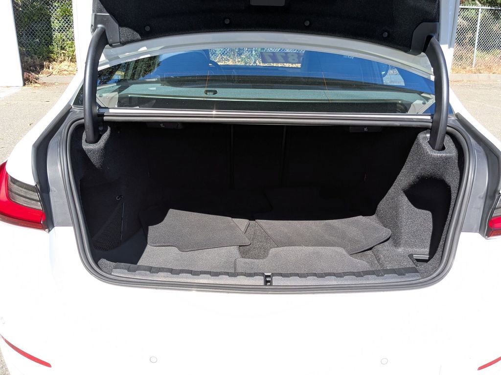 Used 2025 BMW 330i Sedan RWD image 25