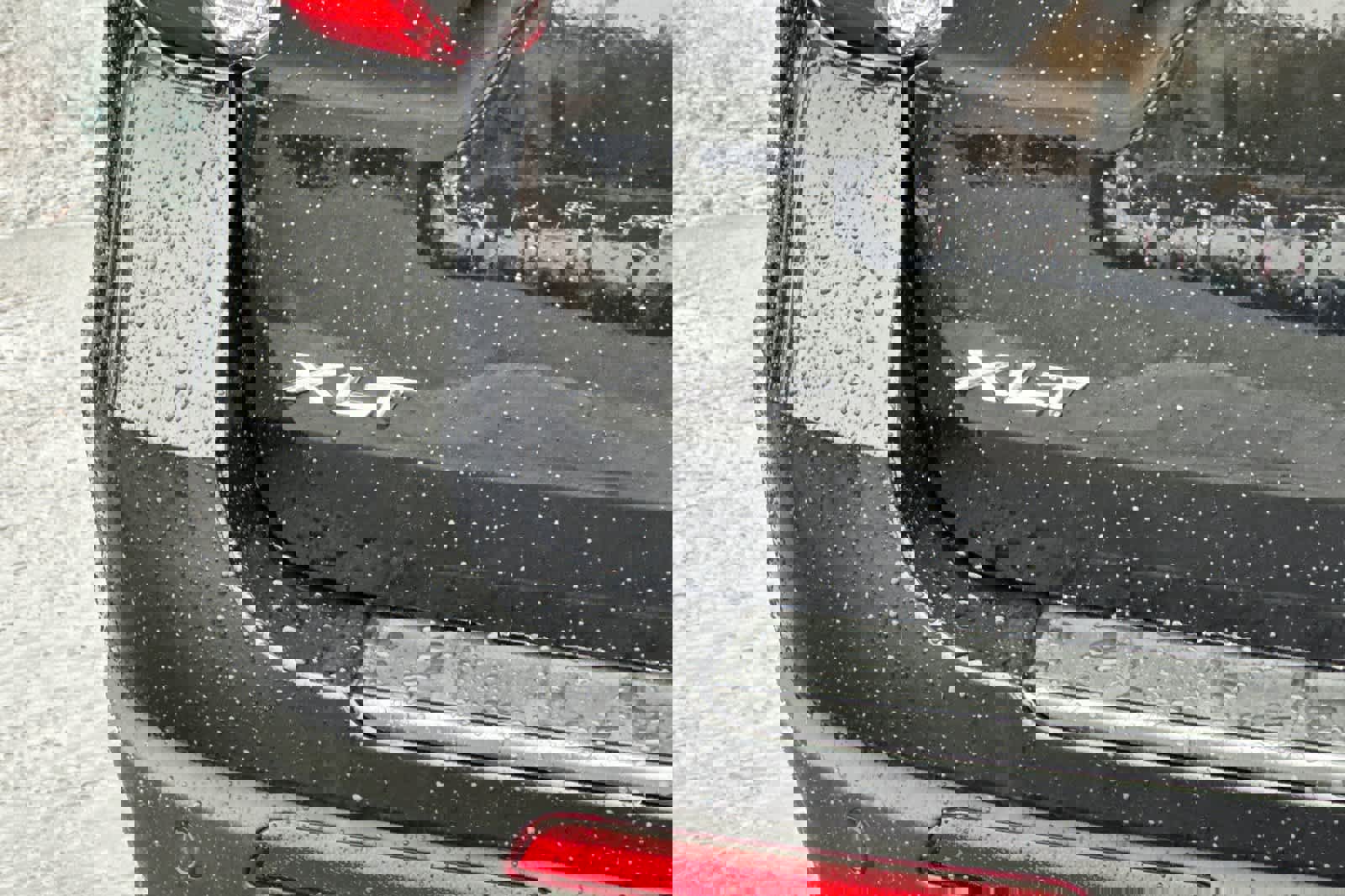 Used 2023 Ford Explorer XLT w/ Equipment Group 202A image 33